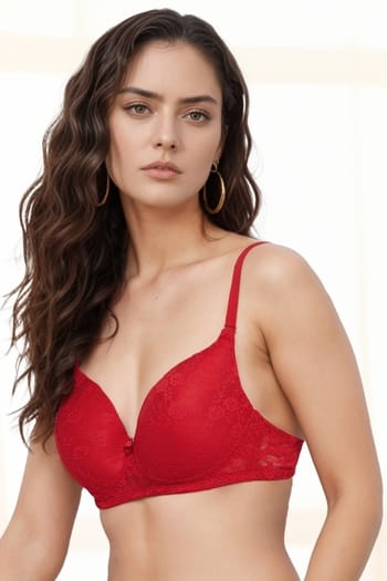 Clovia Padded Non-Wired Full Cup Multiway Bra in Red - Lace