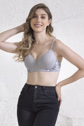 Clovia Padded Non-Wired Full Cup Multiway T-shirt Bra in Grey