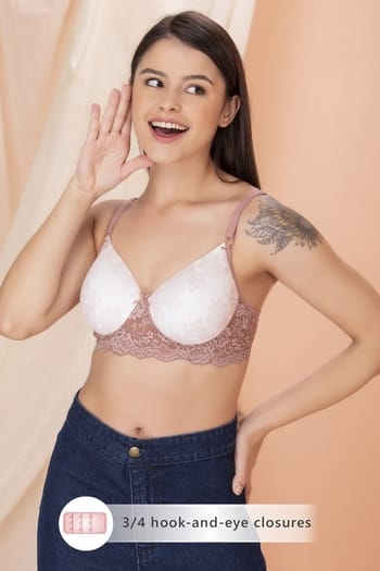 Clovia Padded Non-Wired Full Coverage Printed Multiway T-Shirt Bra in White with Lace