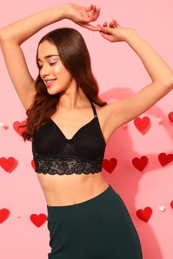 Clovia Padded Non-Wired Racerback Longline Bralette in Black - Lace