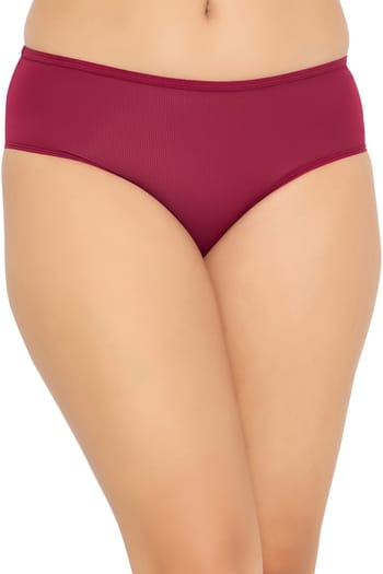 Clovia Mid Waist Self-Striped Hipster Panty in Maroon