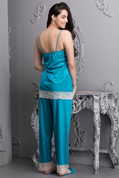 Buy 5 Pc Nightwear Set Online India, Best Prices, COD - Clovia - NS0752P03