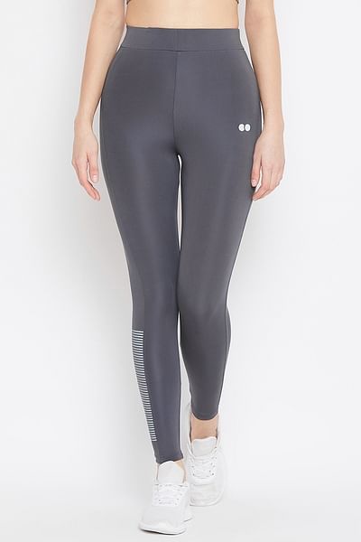 Nike Women's Sportswear Essential High Waisted Leggings - Dark Grey He –  Sportive