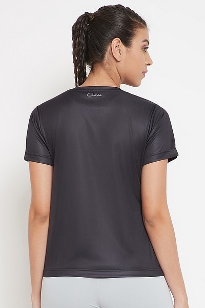Buy Comfort Fit Active Text Print T-shirt in Black Online India
