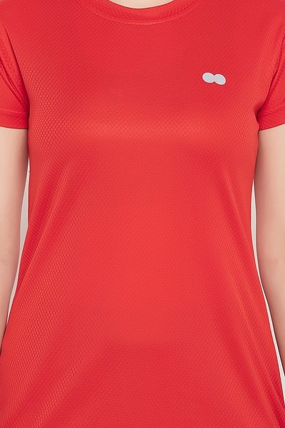 Buy Comfort Fit Active T-shirt in Red Online India, Best Prices, COD -  Clovia - AT0186P04