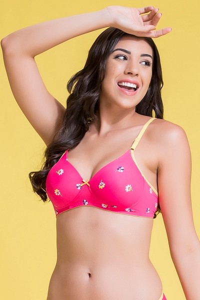 Padded Non-Wired Floral Print T-shirt Bra in Pink