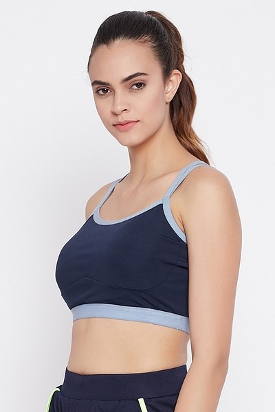 Buy Medium Impact Padded Non-Wired Full Cup Racerback Sports Bra in Navy  with Removable Pads Online India, Best Prices, COD - Clovia - BR2231A08