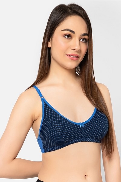 Buy Pack of 6 Non-Padded Non-Wired Bras & Panties - Cotton Online India,  Best Prices, COD - Clovia - BRC011P19