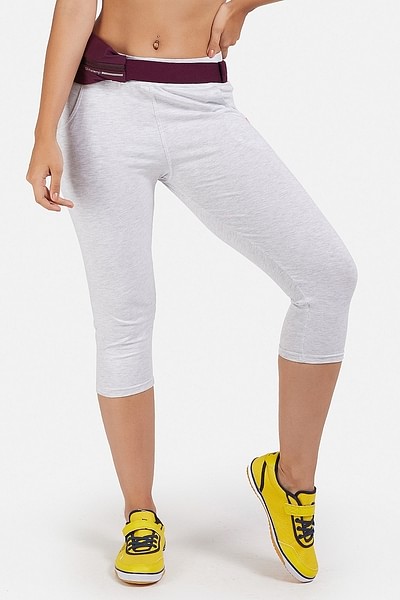 Buy Active Capri Tights with Pockets in Light Grey - Cotton Online India,  Best Prices, COD - Clovia - AT0067P01