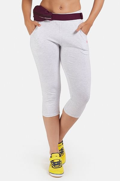 Buy online Knit 3/4th Tights With Back Pocket from Capris & Leggings for  Women by Finesse for ₹849 at 6% off | 2024 Limeroad.com