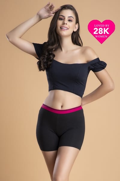 Clovia Cotton Mid Waist Boyleg Panty In Black