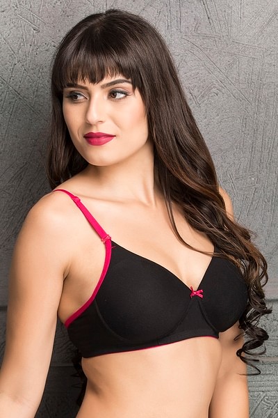 Buy Cotton Padded Non-Wired Multiway T-shirt Bra With Matching PN1835R13  Online India, Best Prices, COD - Clovia - BR1049R13