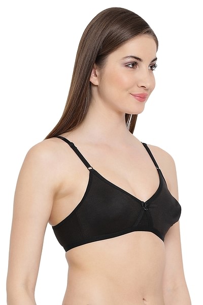 Cotton Rich T shirt Bra With Cross-Over Moulded Cups In Black, Bras :: All  Bras Online Lingerie Shopping: Clovia