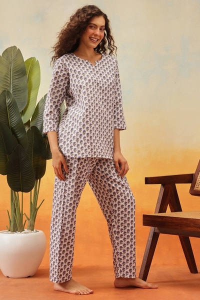 Pretty Florals Top Pyjama in White Cotton