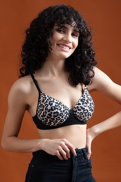 Buy CLOVIA Level 1 Push-Up Padded Non-Wired Demi Cup Animal Print Multiway  T-shirt Bra in Black