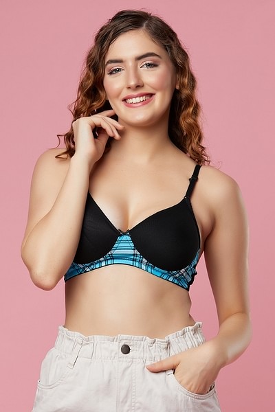 Buy Non-Padded Non-Wired Demi Cup Plunge Bra in Black - Cotton Rich Online  India, Best Prices, COD - Clovia - BR1595Y13
