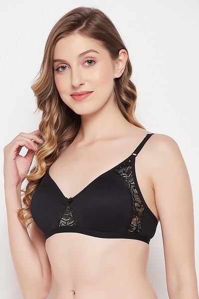 Buy Flair Non-Padded Non-Wired Full Coverage Spacer Cup T-shirt Bra in Black  - Cotton Rich Online India, Best Prices, COD - Clovia - BR2322A13
