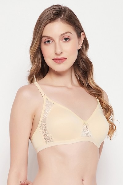 Buy Flair Non-Padded Non-Wired Full Coverage Spacer Cup T-shirt Bra in  Off-White - Cotton Rich Online India, Best Prices, COD - Clovia - BR2322A24