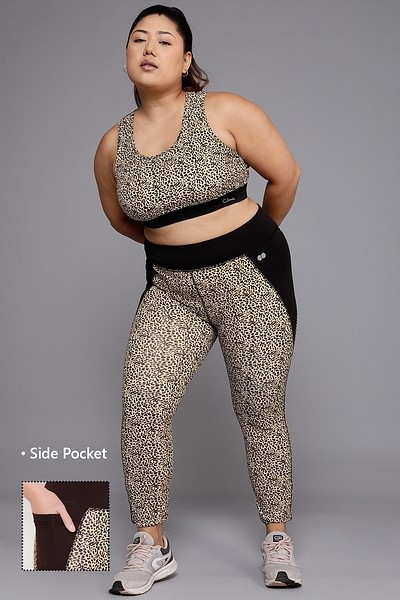 https://image.clovia.com/media/clovia-images/images/400x600/clovia-picture-medium-impact-padded-leopard-print-sports-bra-high-rise-active-tights-with-side-pocket-in-brown-219836.jpg?q=90