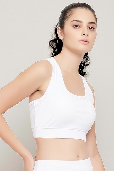 Buy Low Impact Non-Padded Sports Bra in White - Cotton Online India, Best  Prices, COD - Clovia - BR1304P18