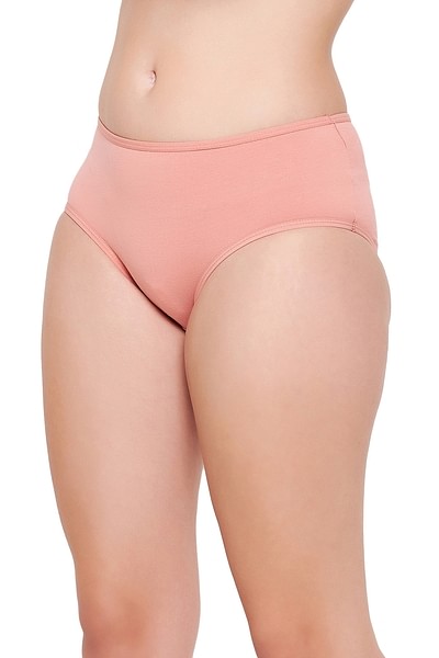 https://image.clovia.com/media/clovia-images/images/400x600/clovia-picture-mid-waist-hipster-panty-in-peach-colour-cotton-1-865239.jpg?q=90
