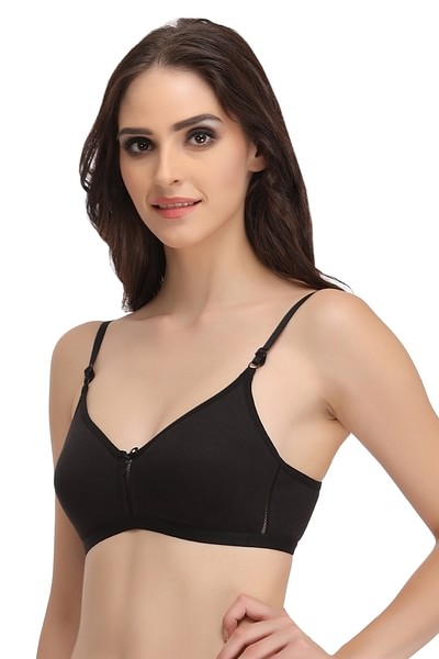 Buy Smoothie Non-Padded Non-Wired Full Coverage Bra in Black - Cotton Rich Online  India, Best Prices, COD - Clovia - BR0638P13