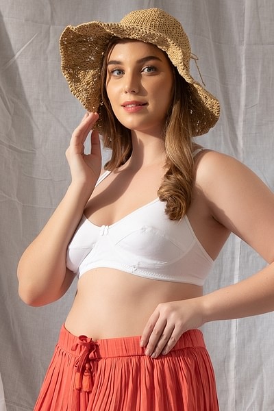 Plus Size White Smooth Classic Non-Padded Underwired Full Cup Bra