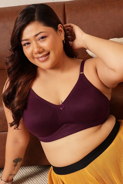 Clovia Non-Padded Non-Wired Full Coverage Spacer Cup T-shirt Bra in Purple - Cotton