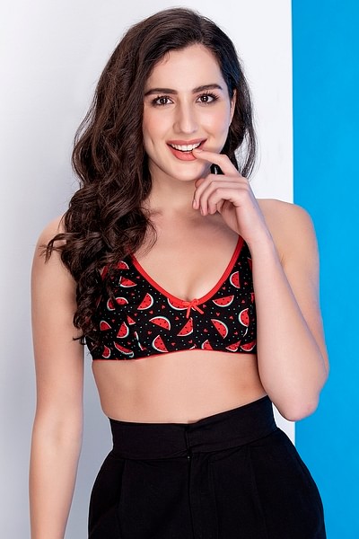 Buy Non-Padded Non-Wired Full Cup Watermelon Print Racerback Bra in Dark  Blue- Cotton Online India, Best Prices, COD - Clovia - BR1478I08