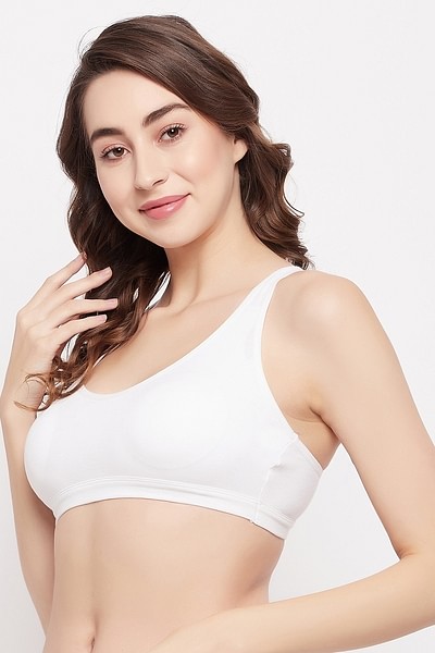 Buy Non-Padded Non-Wired Full Cup Racerback Teen Bra in White with  Removable Cups - Cotton Online India, Best Prices, COD - Clovia - BB0043A18