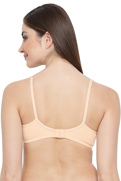 Buy Non-Padded Non-Wired Full Coverage Plus Size Bra In Cream Online India,  Best Prices, COD - Clovia - BR0643A24