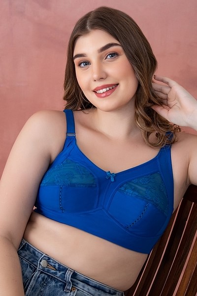 Buy Non-Padded Non-Wired Plus Size Bra in Blue - Lace Online India, Best  Prices, COD - Clovia - BR2352P08