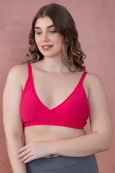 Buy Clovia Padded Non-Wired Medium Coverage T-Shirt Bra - Pink at Rs.588  online