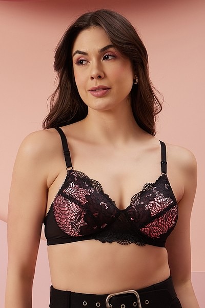Buy Padded Non-Wired Full Coverage Bridal Bra in Black - Lace Online India,  Best Prices, COD - Clovia - BR1944A13