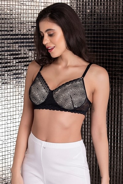 Buy Full Cup Lacy Bra In Nude - Cotton Online India, Best Prices, COD -  Clovia - BR0705P24