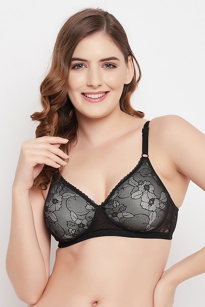 https://image.clovia.com/media/clovia-images/images/400x600/clovia-picture-padded-non-wired-full-cup-bra-in-light-grey-lace-577644.jpg?q=90
