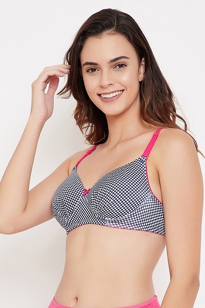 Buy Padded Non-Wired Full Cup Checked Multiway T-shirt Bra in Navy Online  India, Best Prices, COD - Clovia - BR0935V08