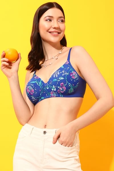 Clovia Padded Non-Wired Full Cup Floral Print T-shirt Bra in Royal Blue