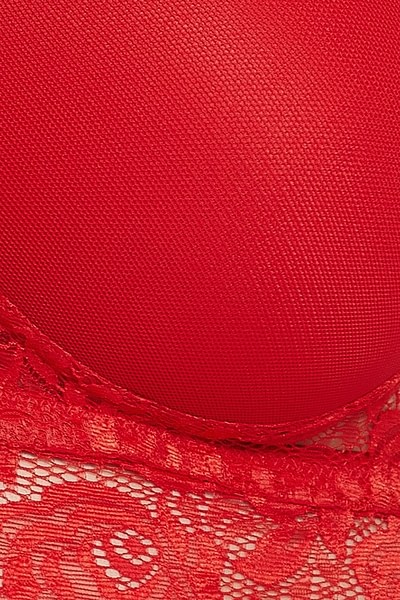 Buy Padded Non-Wired Full Cup Longline Bralette in Red - Lace Online India, Best  Prices, COD - Clovia - BR1896P04