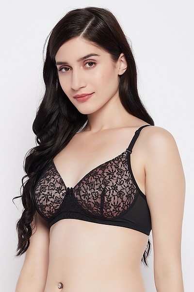 Clovia Self-Design Padded Non-Wired Full Cup Multiway Lace Bra & Low Waist  Thong - Price History