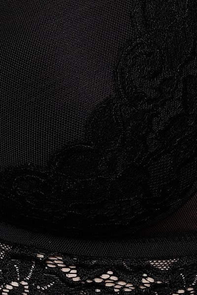 Buy Padded Non-Wired Full Cup Multiway Longline Bralette in Black Online  India, Best Prices, COD - Clovia - BR2013P13