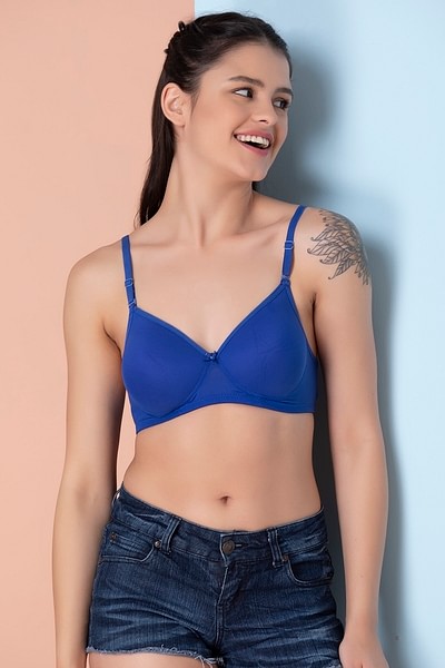 Buy Padded Non-Wired Full Cup Multiway T-shirt Bra in Royal Blue Online  India, Best Prices, COD - Clovia - BR1480H08
