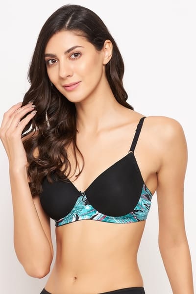 Clovia Padded Non-Wired Full Cup T-shirt Bra in Black