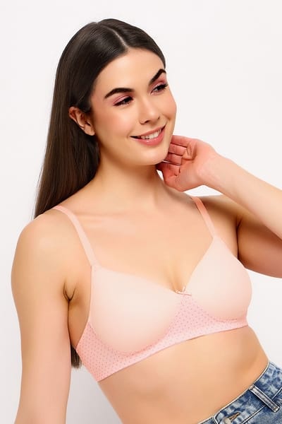 Clovia Padded Non-Wired Full Cup T-shirt Bra in Soft Pink