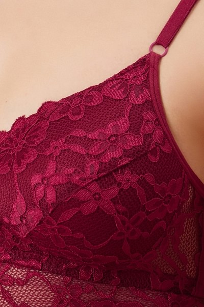 Buy Padded Non-Wired Multiway Longline Bralette in Maroon- Lace