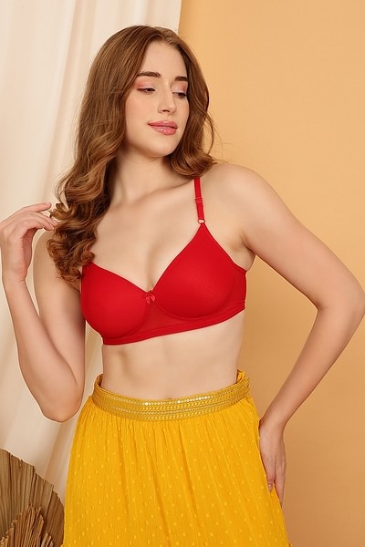 Buy CLOVIA Padded Non-Wired Full Cup Leaf Print Multiway T-shirt Bra in Red  - Cotton