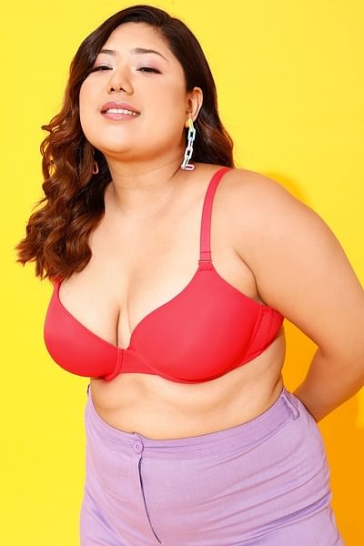 Buy Padded Underwired Demi Cup Multiway T-shirt Bra in Red Online