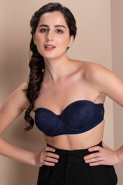 Buy Padded Underwired Full Cup Strapless Bra in Navy with Balconette Style  - Lace Online India, Best Prices, COD - Clovia - BR2157A08