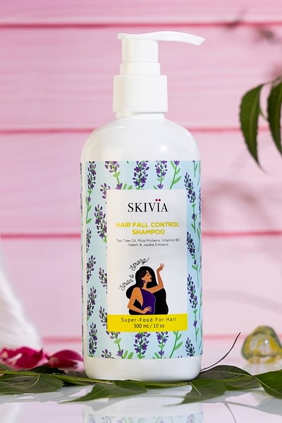 Buy Skivia Hair Fall Control Shampoo with Vitamin B5 & Neem Extracts - 300  ml Online India, Best Prices, COD - Clovia - SKH001S18
