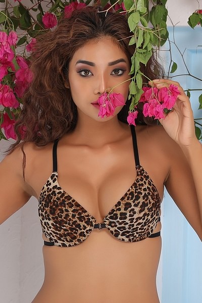 Buy Animal Patterned Front Open Cage Bra Online India, Best Prices, COD -  Clovia - BR0858P13